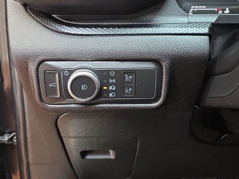 Used 2022 Ford Explorer ST-Line w/ Class IV Trailer Tow Package image 28