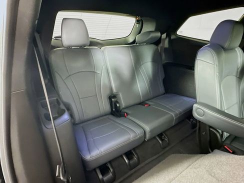 Used 2024 Buick Enclave Essence w/ Sport Touring Edition FWD image 35