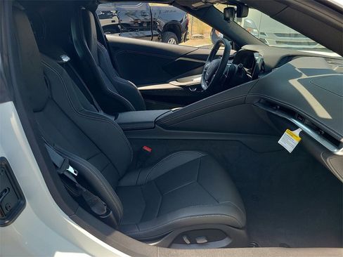 New 2025 Chevrolet Corvette E-Ray image 15