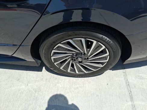 Used 2024 Hyundai Sonata Limited FWD image 19