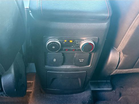 Used 2023 Ford Explorer Platinum w/ Technology Package image 25