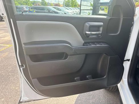 Used 2016 Chevrolet Silverado 2500 W/T AWD/4WD image 23