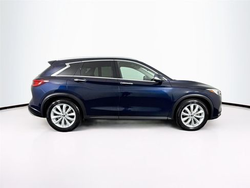 Used 2019 INFINITI QX50 Essential w/ Premium Audio Package image 10