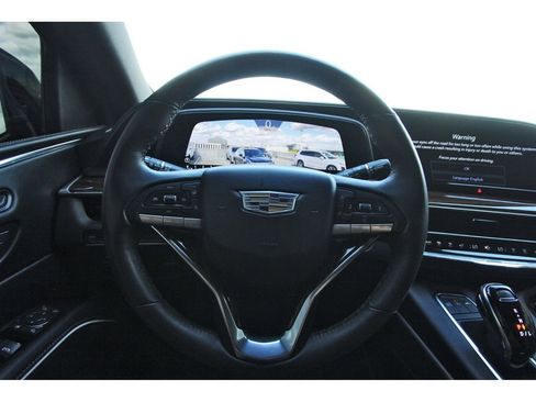 Certified 2024 Cadillac Escalade Luxury image 15