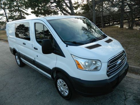 Used 2016 Ford Transit 250 130 Low Roof w/ Exterior Upgrade Package image 3