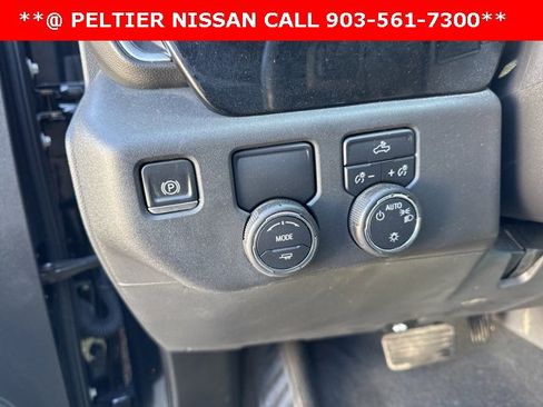 Used 2022 Chevrolet Silverado 1500 LT image 12