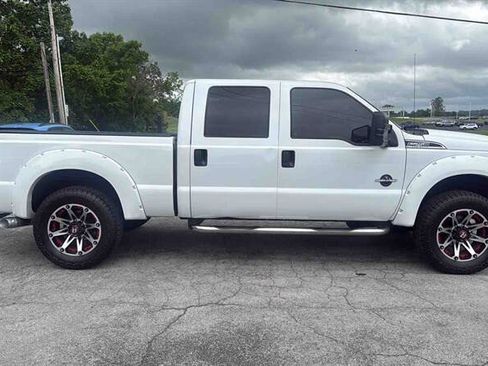 Used 2015 Ford F250 XLT AWD/4WD image 1