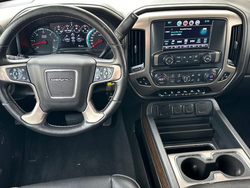 Used 2018 GMC Sierra 1500 Denali RWD image 14