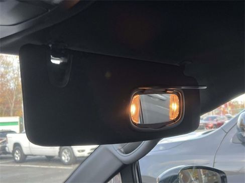 New 2026 Chrysler Pacifica Select image 13