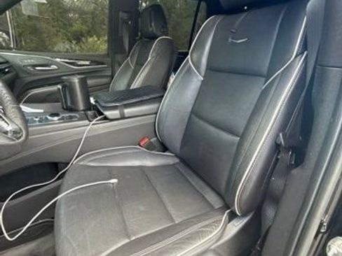Used 2021 Cadillac Escalade Sport w/ Driver Assist Tech Package AWD/4WD image 9