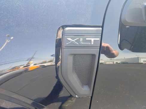 New 2025 Ford Maverick XLT w/ Equipment Group 301A AWD/4WD image 6