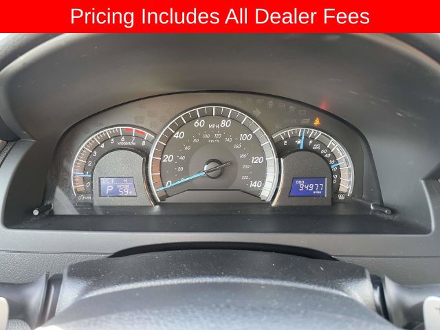 Used 2014 Toyota Camry SE w/ Moonroof Package FWD image 25