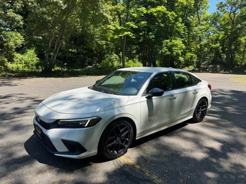 Used 2022 Honda Civic Sport image 1