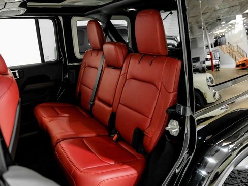 Used 2024 Jeep Wrangler Unlimited Rubicon 392 w/ Dual Top Group image 36