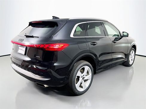 New 2025 Audi Q5 Premium Plus image 7