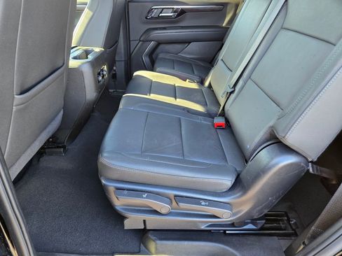 Used 2025 Chevrolet Tahoe LT AWD/4WD image 11