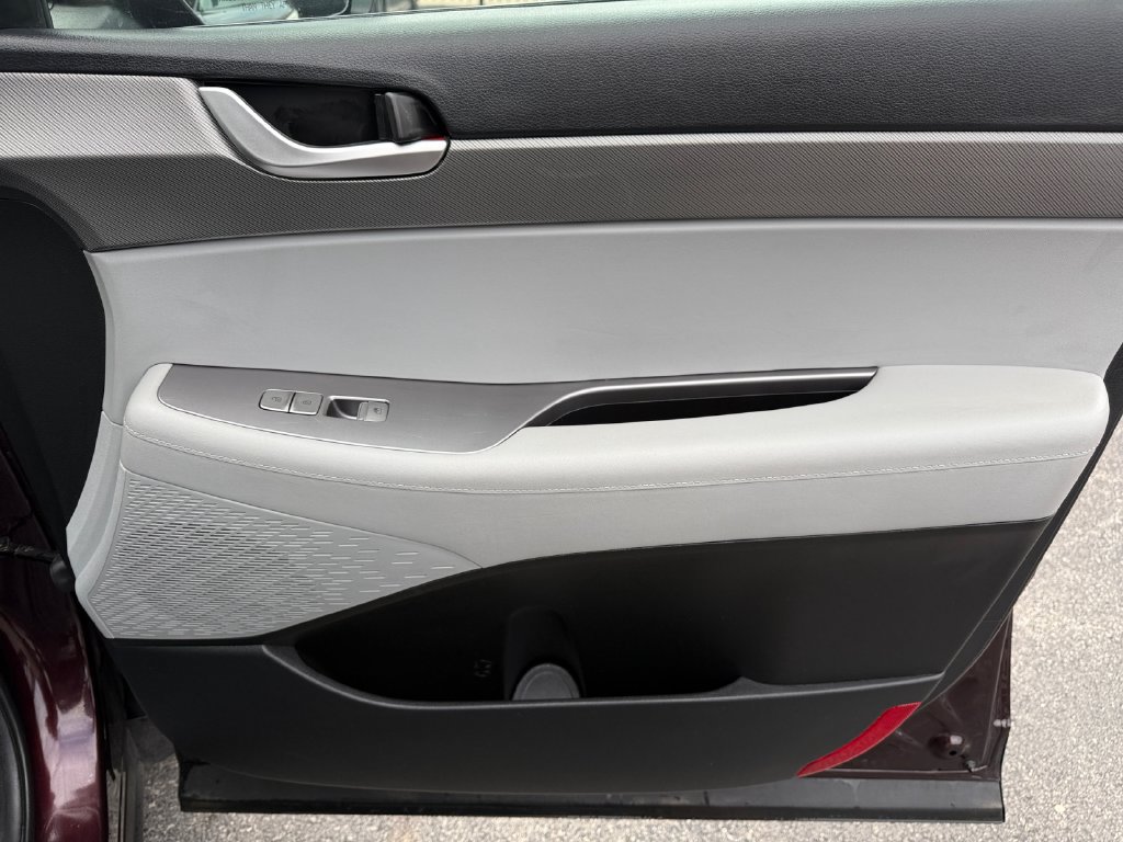 Used 2024 Hyundai Palisade SEL FWD image 19