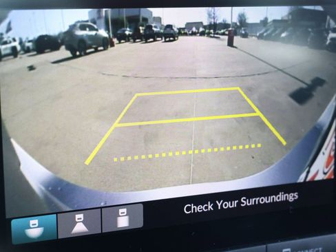 Used 2023 Honda Civic Sport image 3