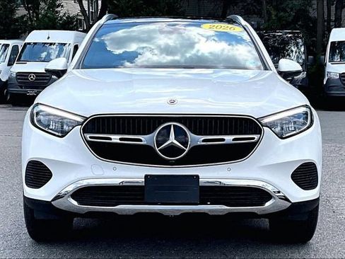 Used 2026 Mercedes-Benz GLC 300 4MATIC image 2