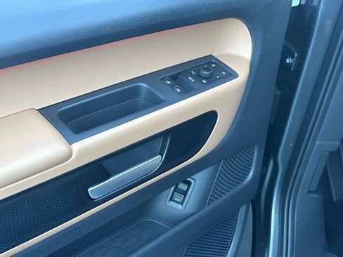 New 2025 Volkswagen ID. Buzz Pro S image 13