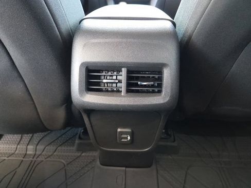 Used 2020 Chevrolet Equinox LT w/ Driver Convenience Package AWD/4WD image 43