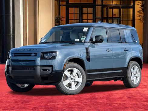 New 2026 Land Rover Defender 110 X-Dynamic SE image 1