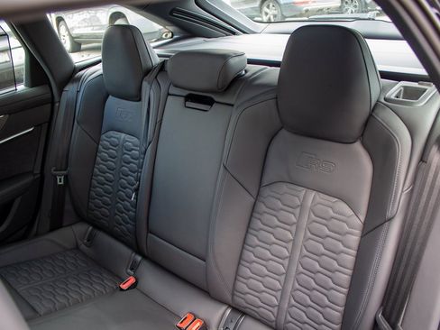 Used 2025 Audi RS 6 performance image 22