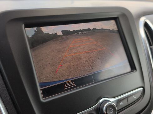 Used 2024 Chevrolet Equinox LT AWD/4WD image 18