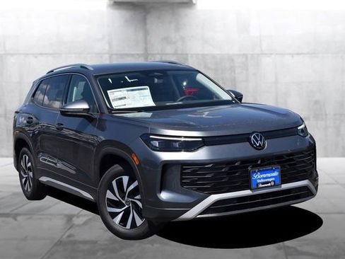 New 2026 Volkswagen Tiguan S FWD image 2