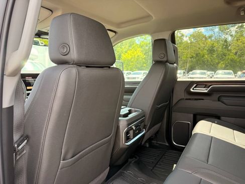 New 2026 GMC Sierra 2500 SLT AWD/4WD image 25