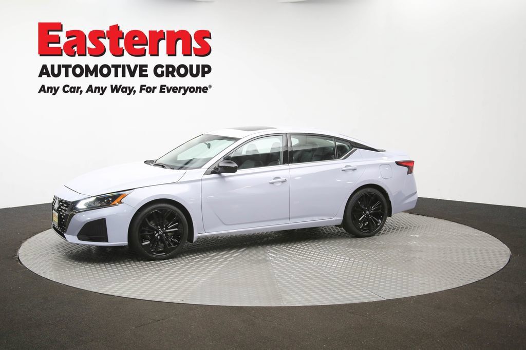 Used 2023 Nissan Altima 2.5 SR w/ SR Premium Package FWD image 61