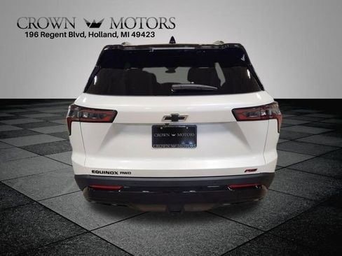 Certified 2025 Chevrolet Equinox RS AWD/4WD image 4