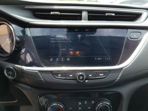 Used 2020 Buick Encore GX Preferred w/ Sport Touring Package FWD image 21