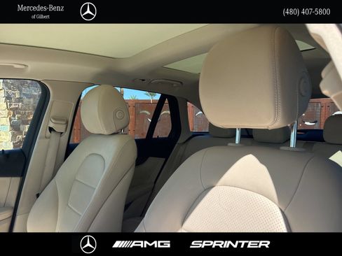 Certified 2022 Mercedes-Benz GLC 300 w/ Premium Package Lite image 17