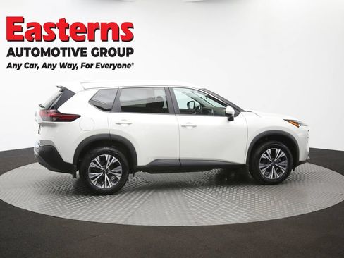 Used 2023 Nissan Rogue SV AWD/4WD image 43