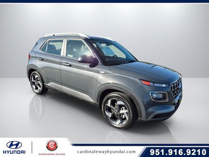 Used 2025 Hyundai Venue SEL