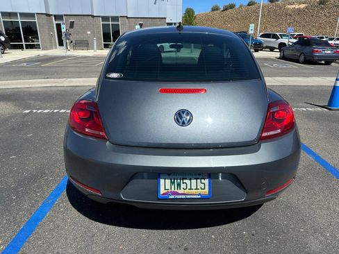 Used 2014 Volkswagen Beetle 2.5 FWD image 9