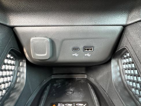 New 2026 Chevrolet TrailBlazer LT w/ Convenience Package FWD image 28