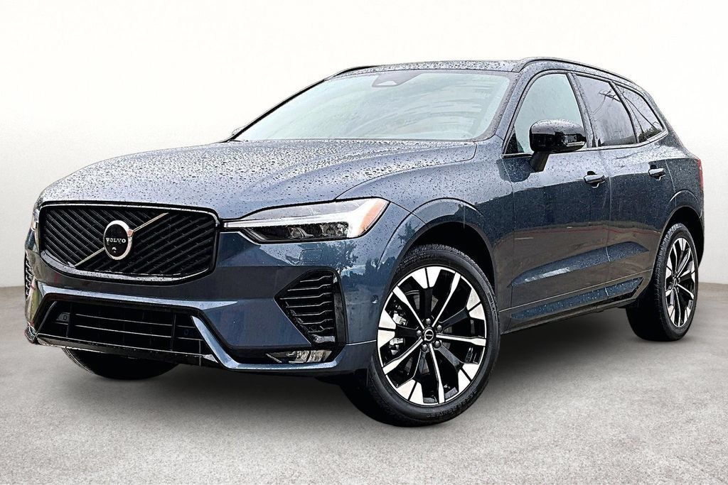 Certified 2026 Volvo XC60 B5 Plus AWD/4WD image 15