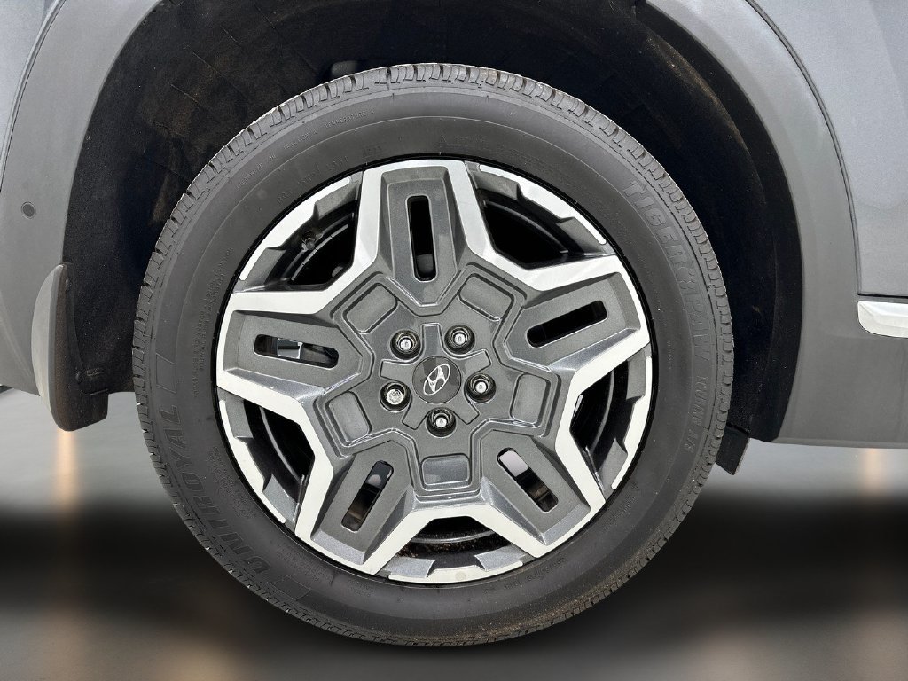 Certified 2022 Hyundai Santa Fe Limited w/ Cargo Package FWD image 11