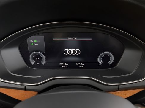 Used 2023 Audi Q5 e Prestige AWD/4WD image 25
