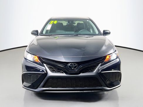 Used 2024 Toyota Camry SE image 11