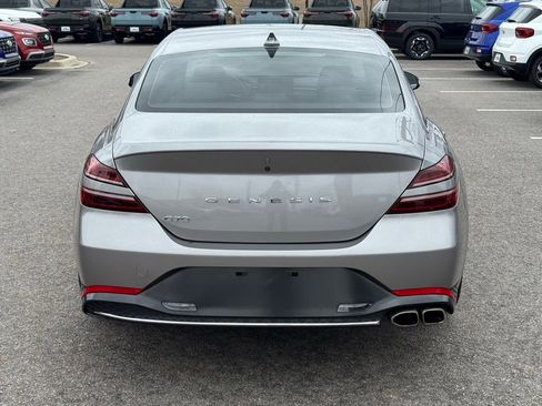 Used 2023 Genesis G70 2.0T image 11