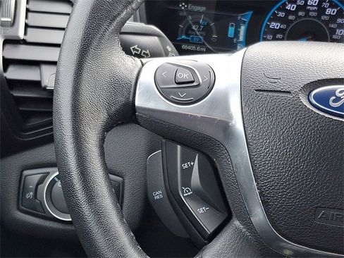 Used 2018 Ford C-MAX SE image 21