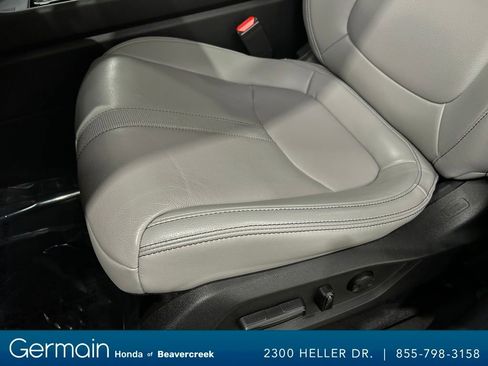 Used 2023 Honda Pilot Touring image 19