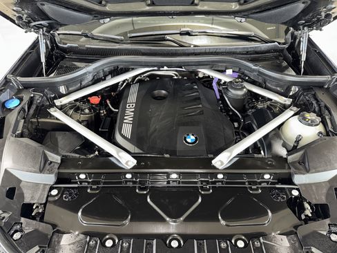 Used 2026 BMW X5 sDrive40i w/ M Sport Package RWD image 35