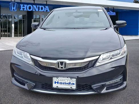 Used 2017 Honda Accord EX-L image 3