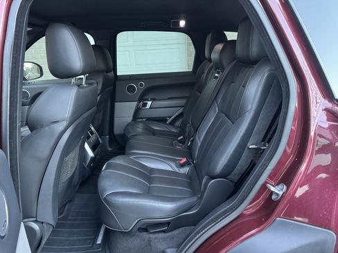 Used 2016 Land Rover Range Rover Sport SE image 27
