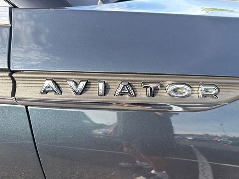 Used 2023 Lincoln Aviator Reserve w/ Equipment Group 201A AWD/4WD image 9
