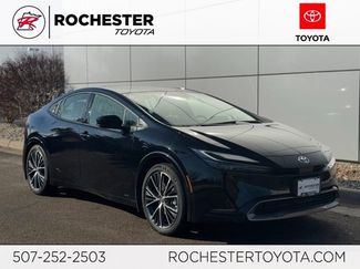 Used 2023 Toyota Prius XLE video 1